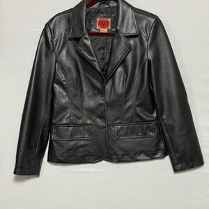 RVT Women's Sleek Black Leather Jacket